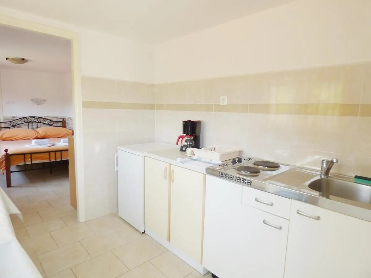 Πανσιόν Studio For Short Stay Rabac