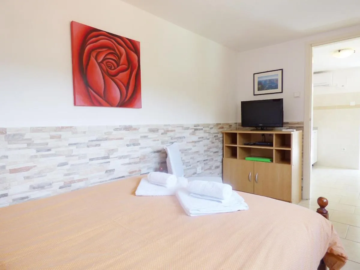 Studio For Short Stay 라벡