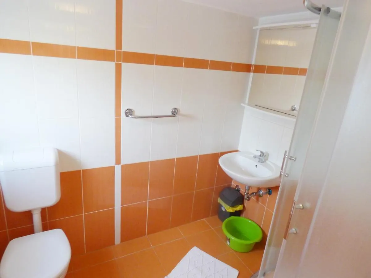 Studio For Short Stay 라벡